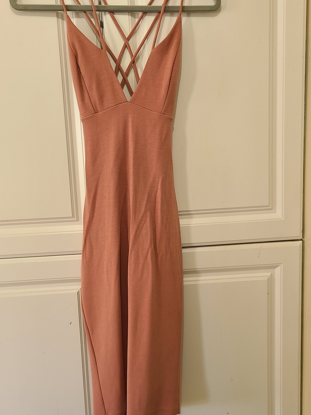 Dusty Rose Strappy V-Neck Midi Dress